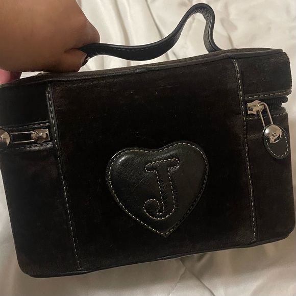 Vintage Juicy Couture makeup bag! - Picture 4 of 4